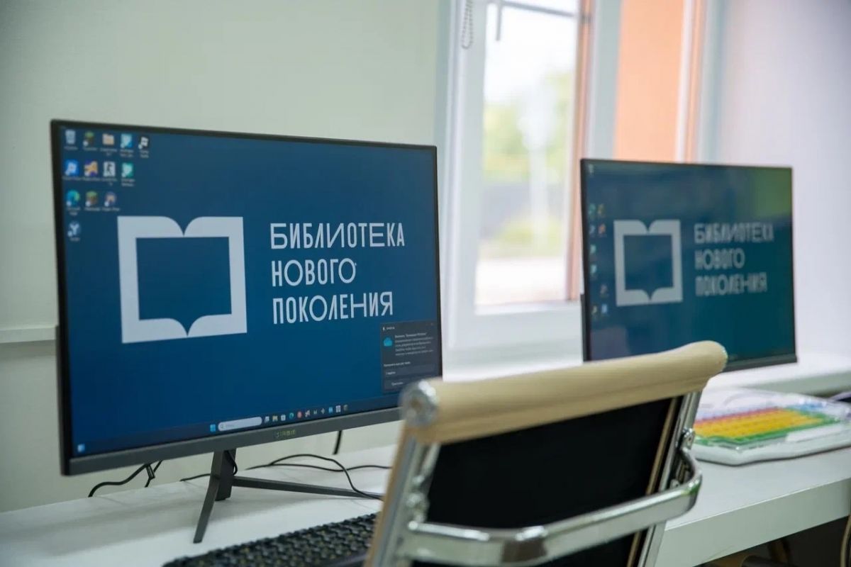 Лиана Пепеляева посетила центральную библиотеку в Кораблине