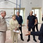 «Партийный десант» оценил преображение объектов культуры в Пестравском районе