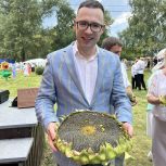 Владислав Зырянов поздравил жителей села Городок с 320-летием и фестивалем «Золотой подсолнух»