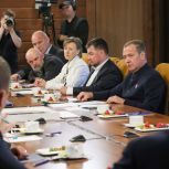 Дмитрий Медведев: Новая Народная программа определит план работы до 2031 года