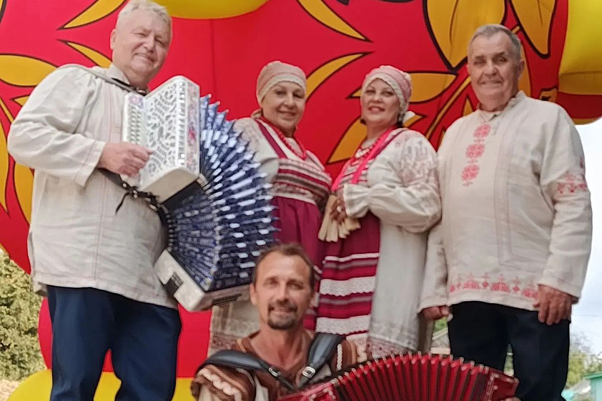 «Балалайка и гармонь разожгли в душе огонь»: в селе Крюковка прошел XIII Межокружной фестиваль имени Михаила Рожкова