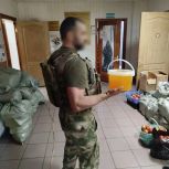 Житель Беловского района передал бойцам РФ мед к Медовому Спасу