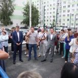 Вопросы ЖКХ и развития городской среды обсудили представители «Единой России» с жителями Московского района города Калининграда