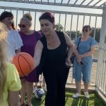 В Геническом округе накануне Дня физкультурника открыли новый спортивный комплекс
