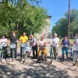 Для участников партпроекта «Старшее поколение» провели велопрогулку