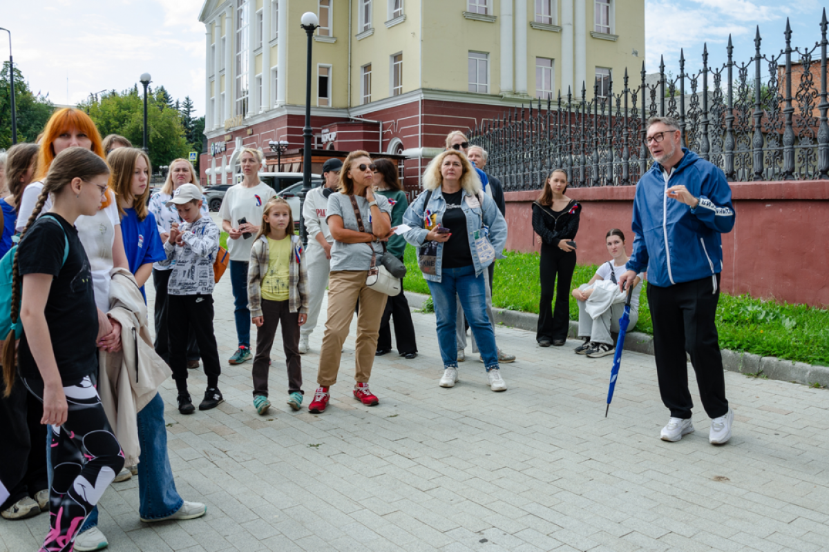 В Кыштыме Челябинской области по партпроекту «Историческая память» прошла экскурсия выходного дня