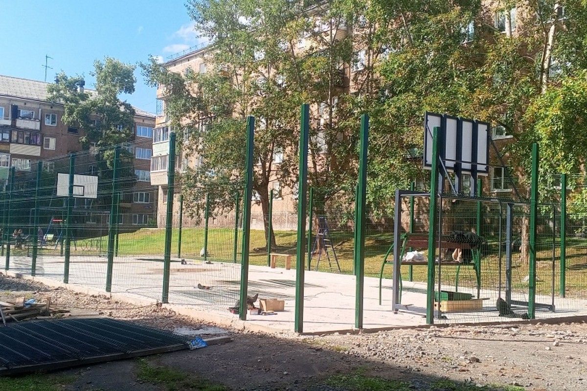 В Братске по проекту «Есть Решение» строят две спортивные площадки