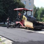 Представители «Единой России» оценили работы по благоустройству дворов в городе Уварово