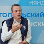 Молодогвардейцы встретились с Александром Чечулиным