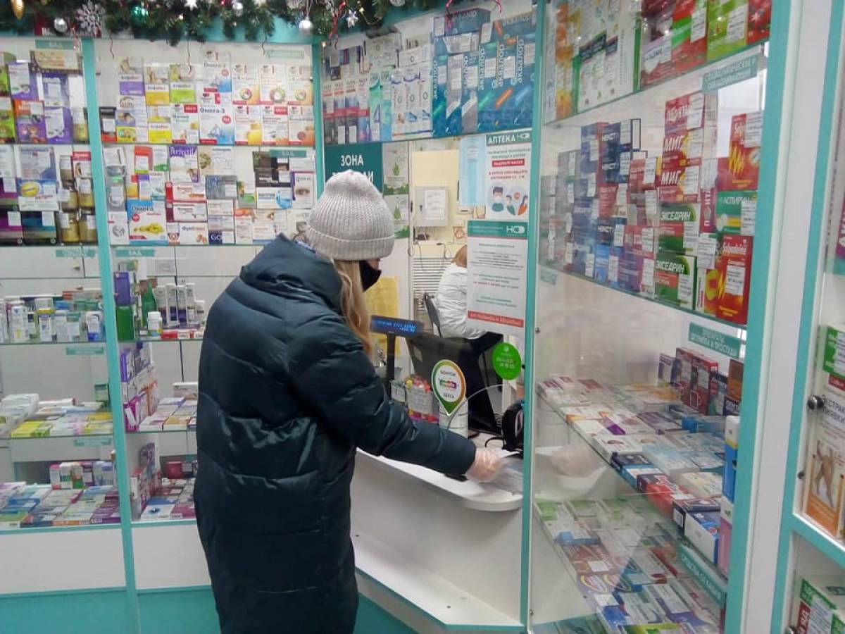 Доставка продуктов, лекарств, консультации. Волонтерский центр «Единой  России» продолжает работу