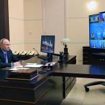 Владимир Путин принял участие в онлайн-форуме «Единой России»