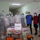 Единороссы помогли организовать новогодние столы для врачей Бугуруслана и Бугурусланского района