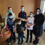 Валентина Миронова исполнила мечту детей из многодетной семьи