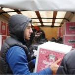 Мурад Гаджиев передал продуктовые наборы малоимущим семьям Дербента