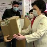 Дню рождения партии единороссы Кавказского района посвятили благотворительную акцию