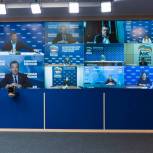 Защита прав пенсионеров, нарушения трудового законодательства, поддержка педагогов - Дмитрий Медведев провел прием граждан