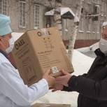 Единороссы продолжают оказывать волонтерскую помощь в условиях пандемии