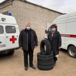 Депутат облдумы обеспечил зимней резиной «скорую помощь» в районном центре