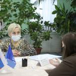 Предоставление жилья для погорельцев, поиск УК для старого дома: за решением жилищных проблем жители Грязовца обратились к Ларисе Кожевиной