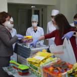 Светлана Туразянова оказала помощь медикам и нуждающимся семьям Караидельского района