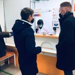 Волонтеры доставляют лекарства больным Гулькевичского района