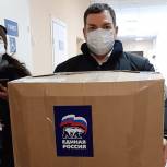 В новосибирскую больницу доставили наборы средств индивидуальной защиты
