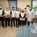 «Молодая Гвардия» продолжает обеспечивать подмосковные больницы бутилированной питьевой водой