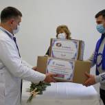 День рождения партии единороссы Белоглинского района отметили волонтерской акцией