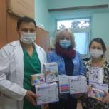 Небулайзеры и тонометры передали в Черемховский ковидный госпиталь № 3 члены «Единой России»