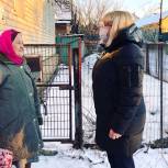 Депутат оказала волонтерскую помощь нуждающимся из Энгельса