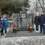 В Красногорском районе единороссы провели торжественный митинг