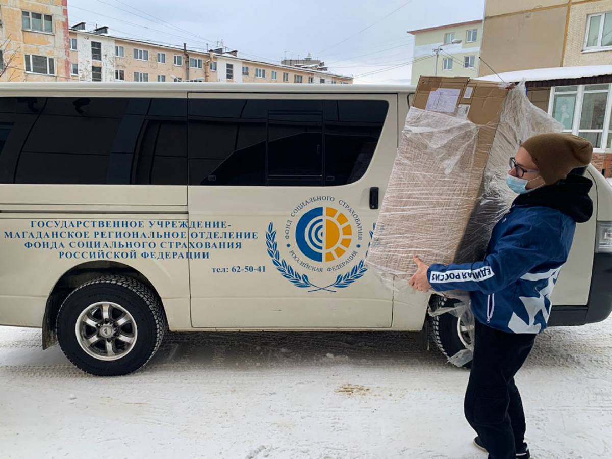 Людям с ограниченными возможностями здоровья передали технические средства  реабилитации