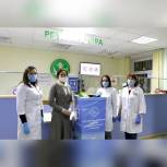 Сотрудники ЧГИКИ передали «Коробку храбрости» в поликлинику №2 городской детской клинической больницы