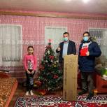 Праздник приходит в каждый дом: в регионе проходят масштабные новогодние акции