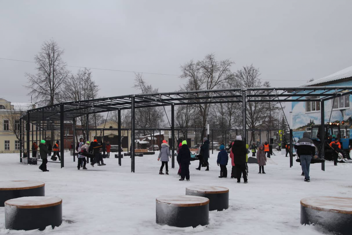 В Новой Ладоге открыт молодежный сквер