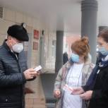 Орловской детской больнице передали пульсоксиметры и средства защиты