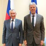 Андрей Климов провел встречу с послом Люксембурга в России