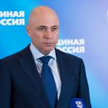 Игорь Артамонов дал старт акции «С Новым годом, ветеран»