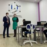 Сергей Перепелов посетил Центр цифрового образования «АЙТИ-куб» Дятьковского района