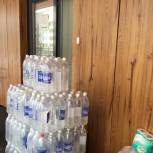 Волонтеры доставляют горячие обеды и питьевую воду иркутским медикам
