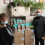 Более 260 городецких младшеклассников получили сладкие подарки