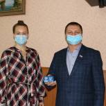 Комаричские депутаты получили партийные билеты "Единой России"