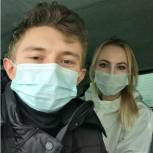 Автоволонтеры на выходных возят врачей к пациентам