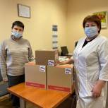 Средства индивидуальной защиты передали в поликлинику № 4 Петрозаводска