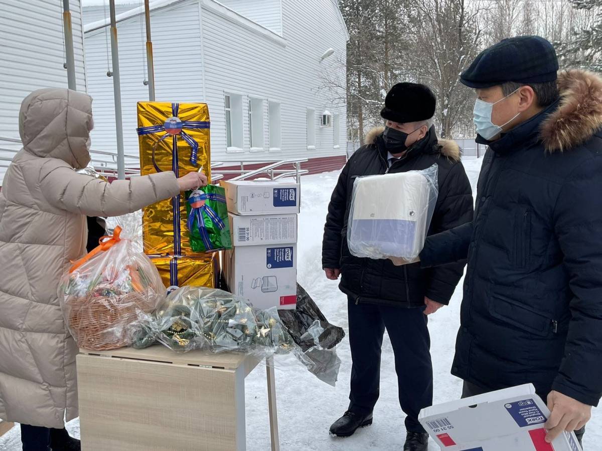 Мобилизация, помощь врачам и людям, поддержка добровольцев: «Единая Россия»  подвела итоги работы волонтерских центров в 2021 году