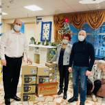 Волонтеры доставили подарочные наборы в Петрозаводский дом-интернат для ветеранов