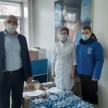 Депутат Андрей Ядрищенский – подарил подарки детям медицинских работников, работающих в «красной зоне»