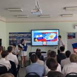 Депутат гордумы Виктор Чигвинцев провел открытый урок в честь Дня конституции