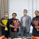Спасибо врачам: депутат «Единой России» поблагодарил врачей асиновской больницы