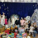 Сергей Пархомин организовал новогодний праздник для воспитанников центра «Вера»